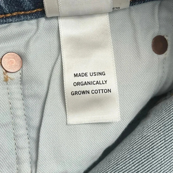 Agolde - Kye Mid Rise Straight Crop Jeans in Mirage - Picture 13 of 16